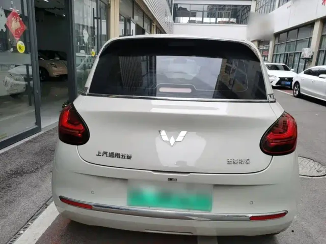 Wuling Bingo — Фото автомобиля 5