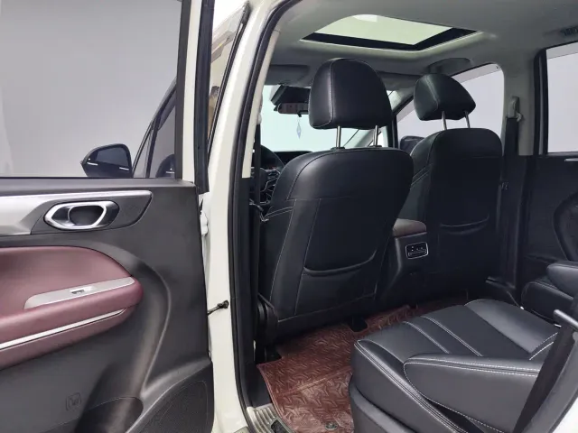 GAC Trumpchi M6 — Фото автомобиля 6