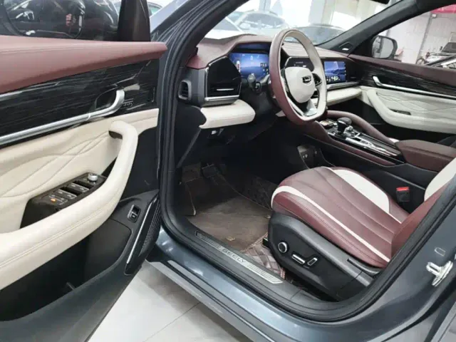 Geely Xingyue L — Фото автомобиля 15