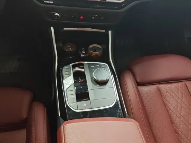 BMW 3 Series — Фото автомобиля 13