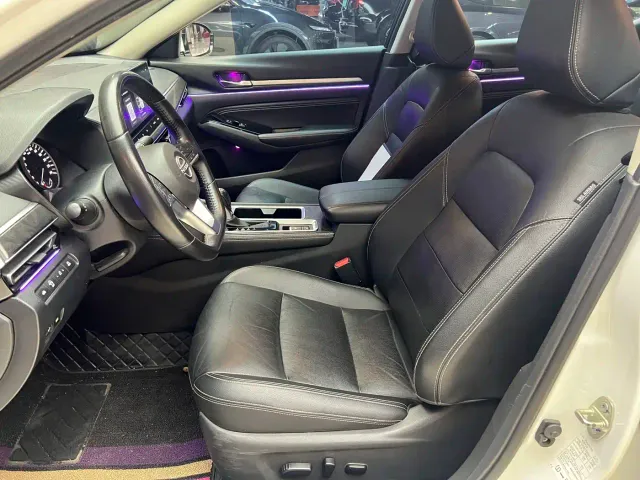 Nissan Teana — Фото автомобиля 19