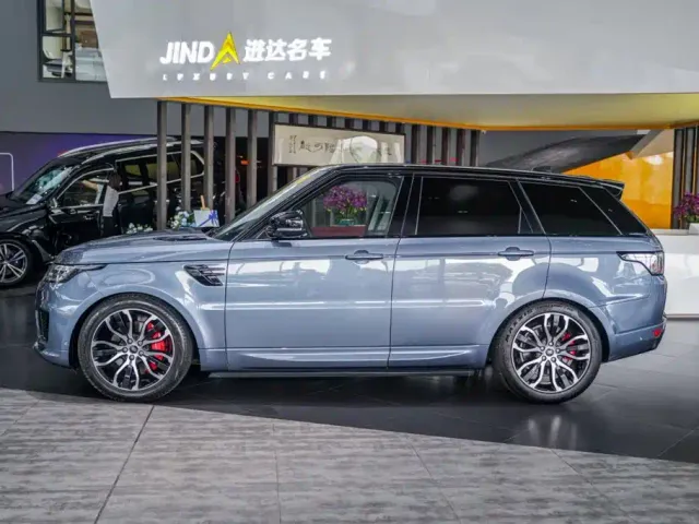 Land Rover Range Rover Sport — Фото автомобиля 7