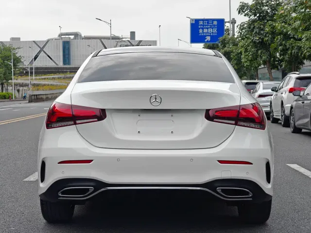Mercedes-Benz A-Class — Фото автомобиля 5