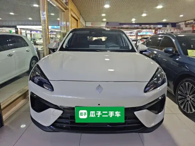 Baojun Yunhai — Фото автомобиля 2