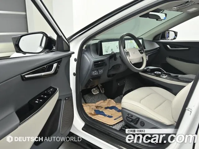 Kia EV6 — Фото автомобиля 11
