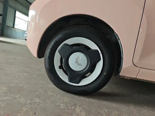 Wuling Hongguang Mini EV — Фото автомобиля 22