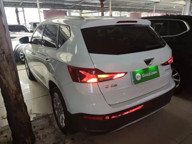 Jetta VS5 — Фото автомобиля 4