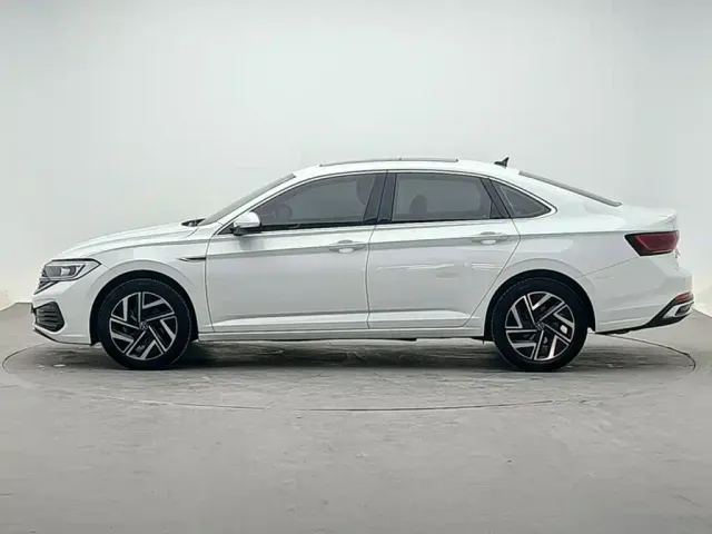 Volkswagen Sagitar — Фото автомобиля 5