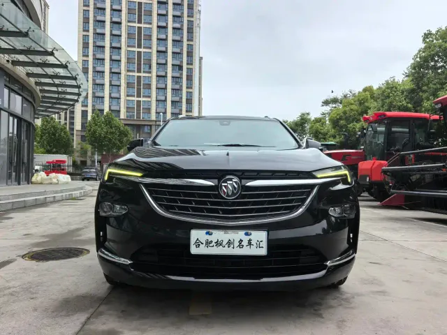 Buick Enclave — Фото автомобиля 2