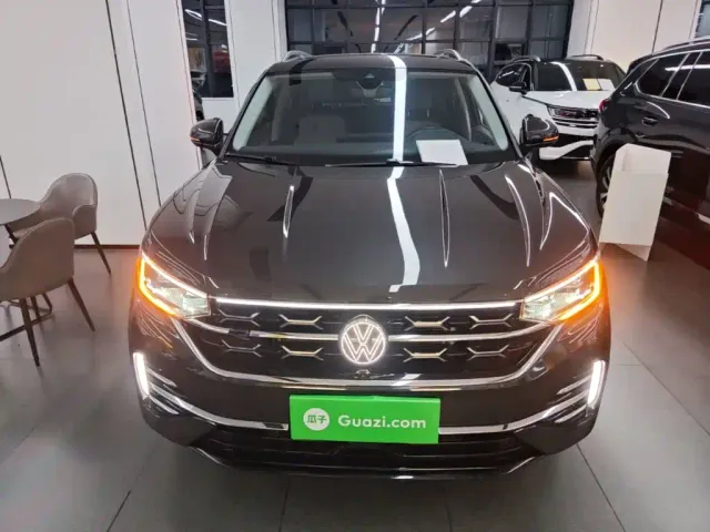 Volkswagen Tayron — Фото автомобиля 2