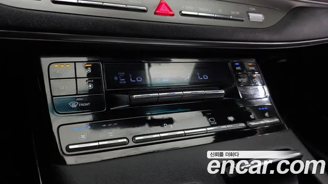 Hyundai Grandeur Grandeur (New) Hybrid — Фото автомобиля 22