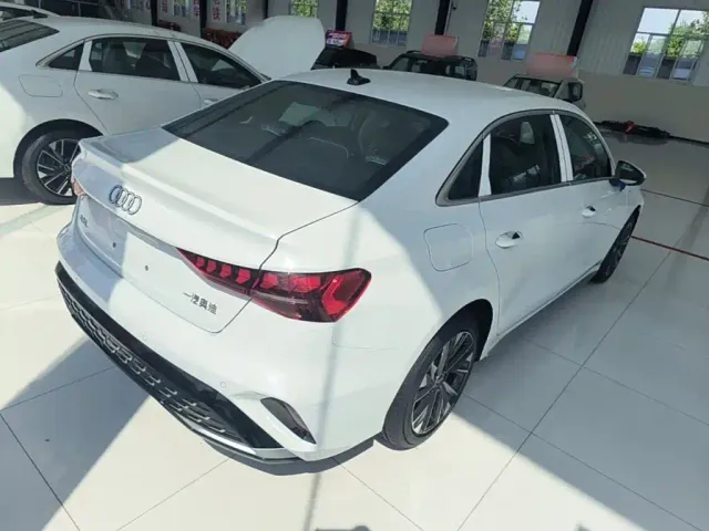 Audi A3 — Фото автомобиля 6