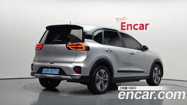 Kia Niro Niro Plus Air — Фото автомобиля 2
