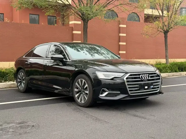 Audi A6L — Фото автомобиля 3
