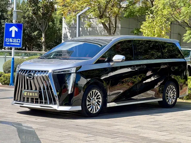 Фотография автомобиля — GAC Trumpchi M8