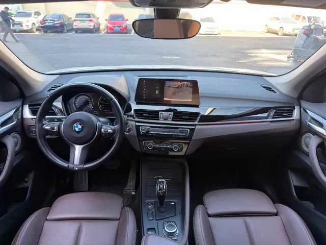 BMW X1 — Фото автомобиля 9