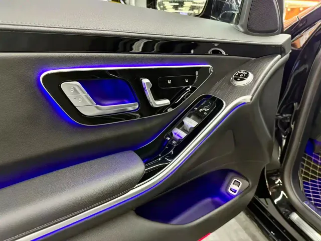 Mercedes-Benz S-Class — Фото автомобиля 13