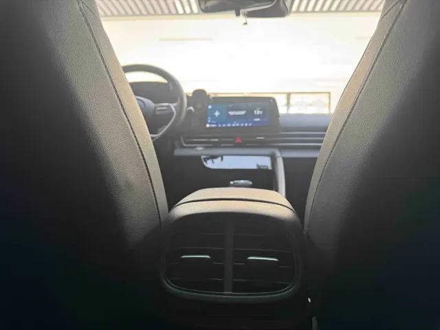 Hyundai Elantra — Фото автомобиля 19