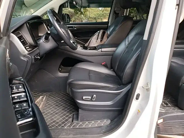 GAC Trumpchi M8 — Фото автомобиля 14