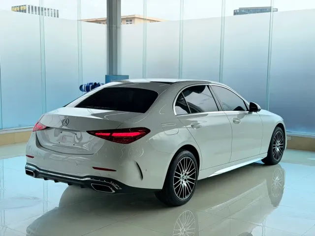 Mercedes-Benz C-Class — Фото автомобиля 9