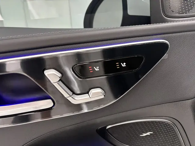 Mercedes-Benz C-Class — Фото автомобиля 11