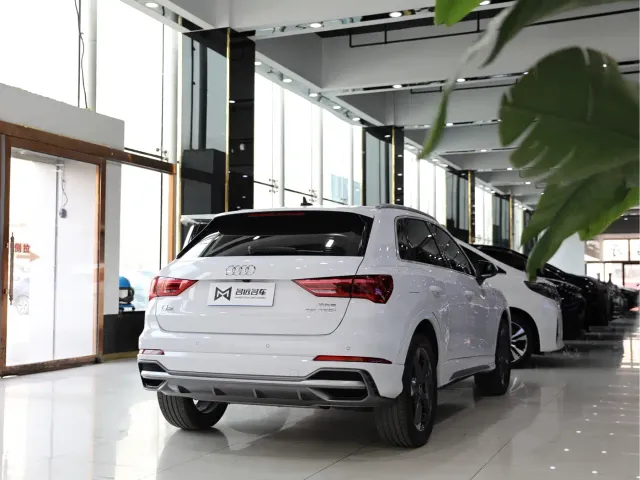 Audi Q3 — Фото автомобиля 15