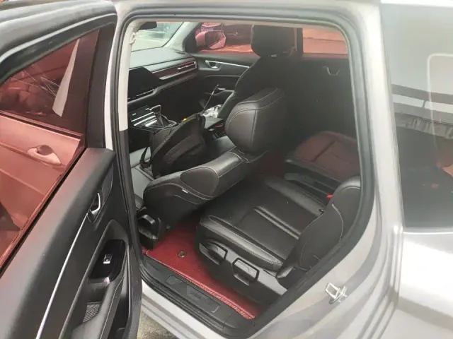 Wuling Victory — Фото автомобиля 6