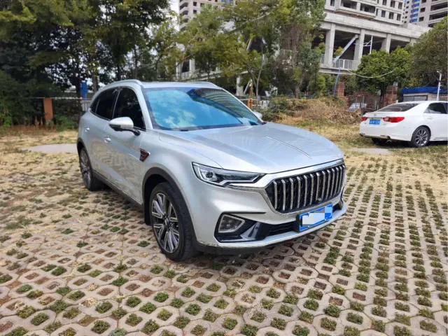 Hongqi HS5 — Фото автомобиля 3