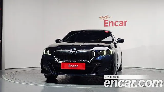 BMW 5-Series 5 серия (G60) 530i xDrive M Sport Pro Special Edition — Фото автомобиля 3
