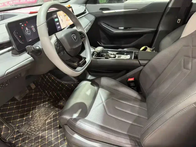 Changan Raeton Plus — Фото автомобиля 10