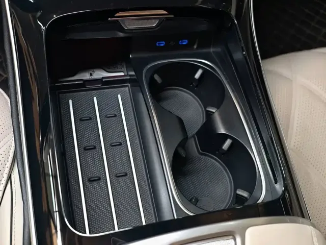 Mercedes-Benz Maybach S-Class — Фото автомобиля 24
