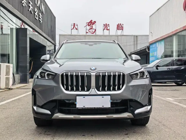 BMW X1 — Фото автомобиля 2