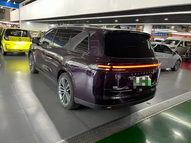 Leapmotor C16 — Фото автомобиля 5
