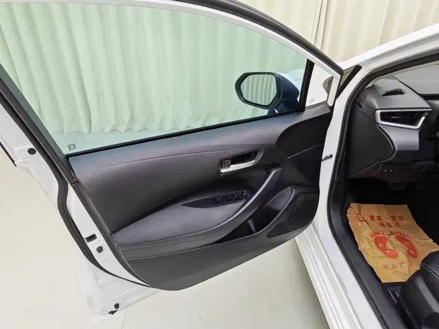 Toyota Corolla — Фото автомобиля 7