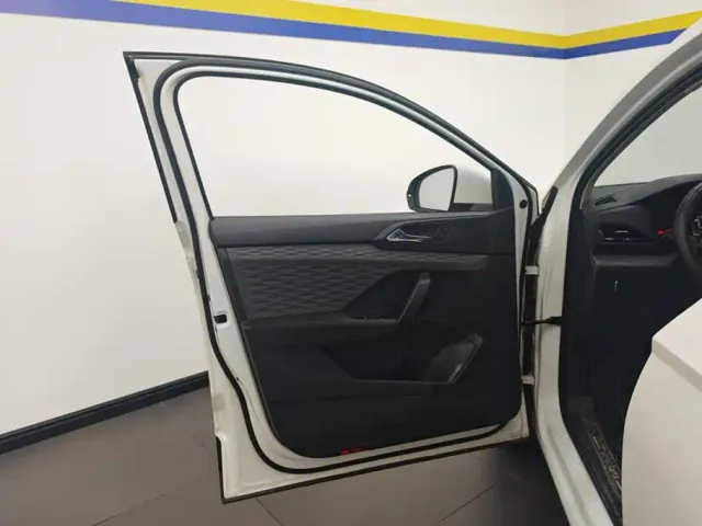 Volkswagen Tharu — Фото автомобиля 7