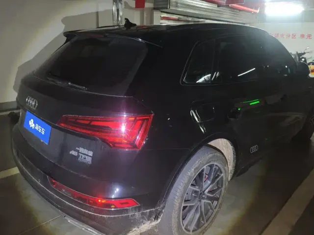 Audi Q5L — Фото автомобиля 3