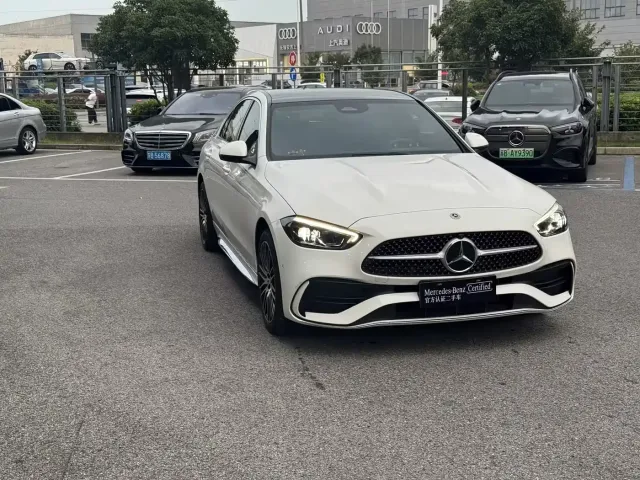 Mercedes-Benz C-Class — Фото автомобиля 3
