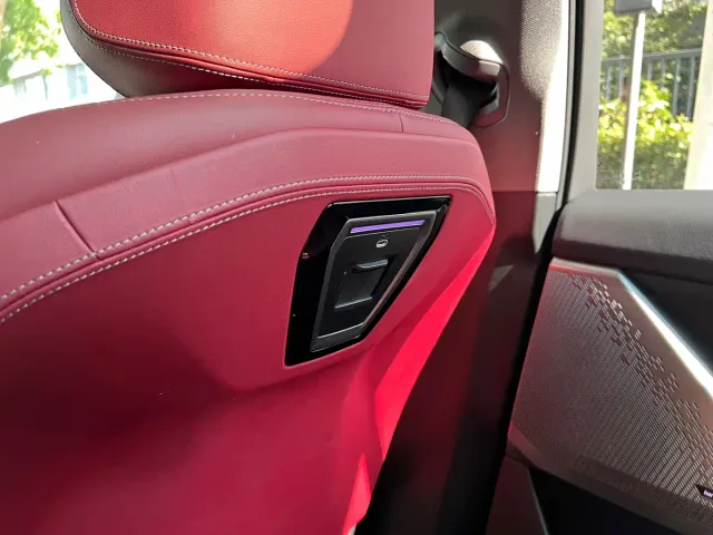 BMW 5 Series — Фото автомобиля 15