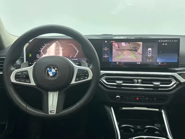 BMW 3 Series — Фото автомобиля 10