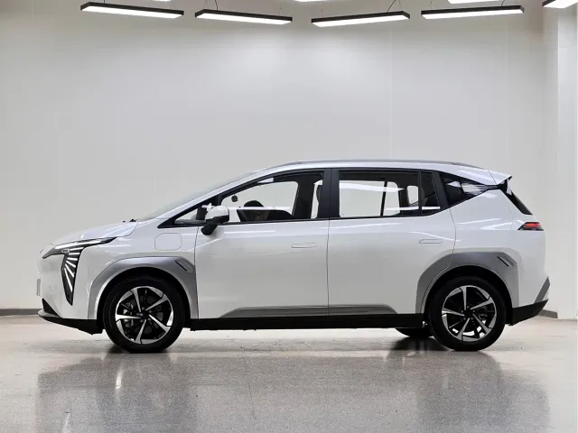 GAC Aion Y — Фото автомобиля 4