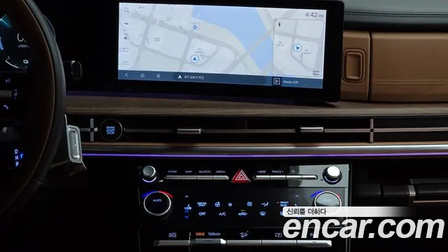 Hyundai Santa Fe MX5 — Фото автомобиля 13