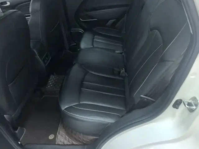 GAC Trumpchi Trumpchi GS3 2022 POWER 270T Auto Premium Edition — Фото автомобиля 16