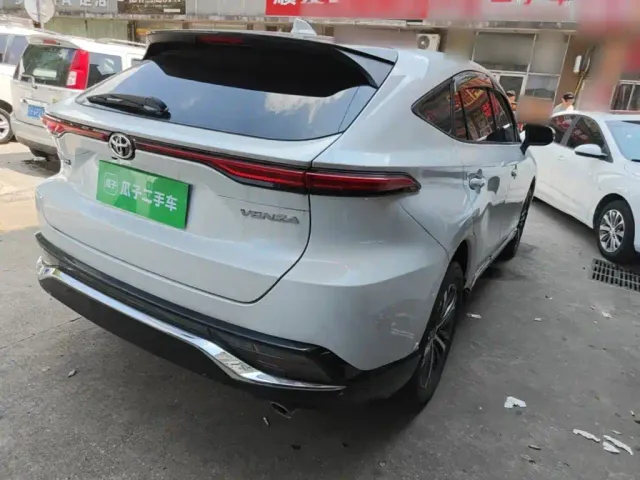 Toyota Venza — Фото автомобиля 6