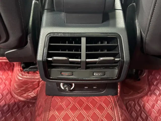 Audi Q3 — Фото автомобиля 19