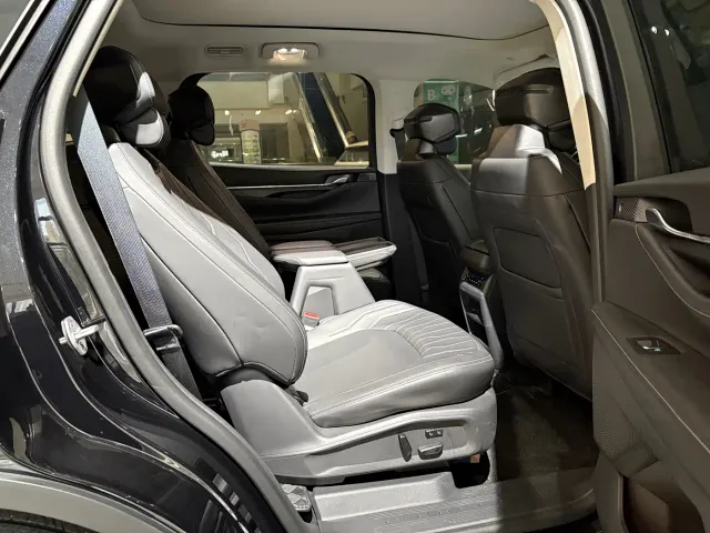 Ford Edge — Фото автомобиля 27