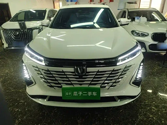 Changan CS75 Plus — Фото автомобиля 2