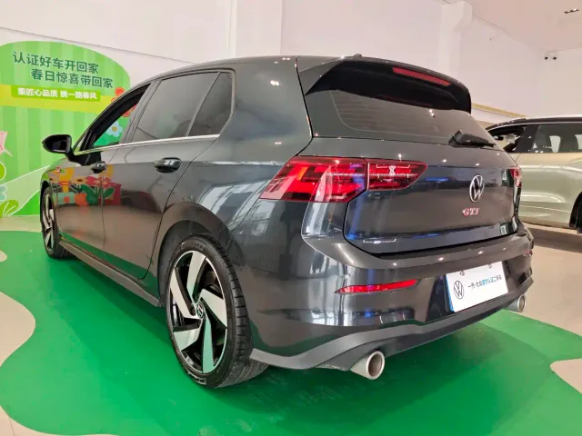 Volkswagen Golf GTI — Фото автомобиля 5