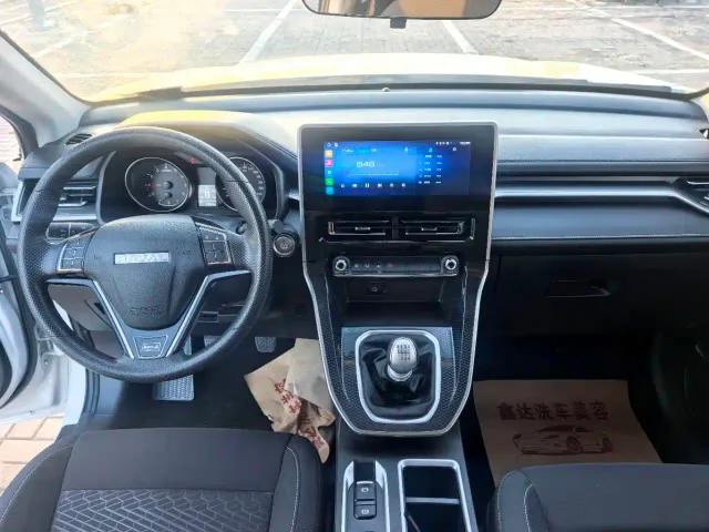 Haval M6 — Фото автомобиля 5