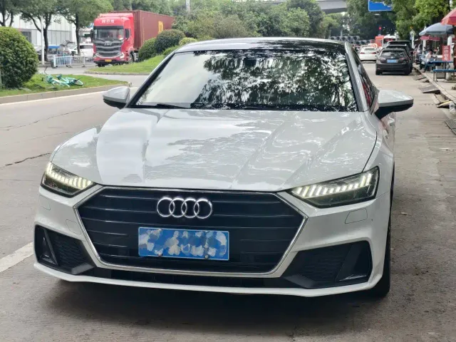 Audi Audi A7 2022 45 TFSI Premium Selection — Фото автомобиля 2