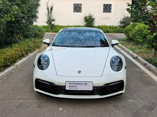 Porsche 911 — Фото автомобиля 2